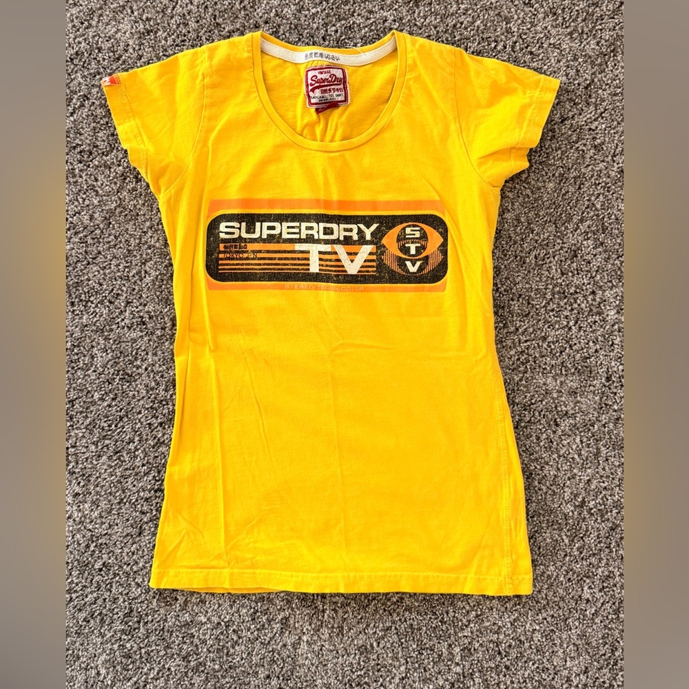 Superdry Vintage Yellow t-shirt - small women